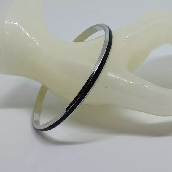 Necklace Earrings and Bangle Lot of 3 Wearable Silver Tone 20" - Picture 5 of 7